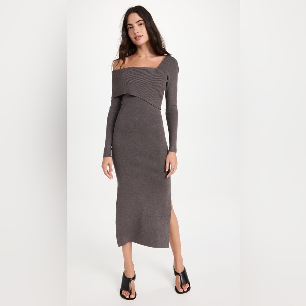 Line & Dot Off-Shoulder Knit Gray Dress